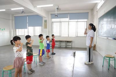 中堂“暑假校內托管服務”正式開班，解決“看護難”問題