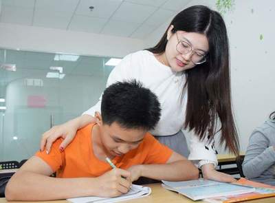 校外培訓政策新規 課后看護服務成合規關鍵，雙條件明確補課門檻